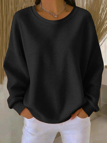 Sweter damski waflowy oversize w kolorze czarnym – z okrągłym dekoltem