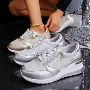 Sneakersy damskie metaliczne na koturnie z zamkiem – zdjęcie 3
